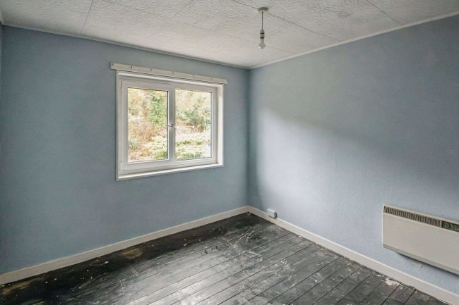 76 Five Stiles Road, Marlborough, Wiltshire, SN8 4BE 3