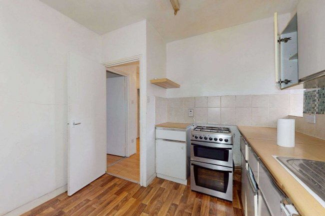 Flat 20, Camelot House, London, NW1 9AR 10