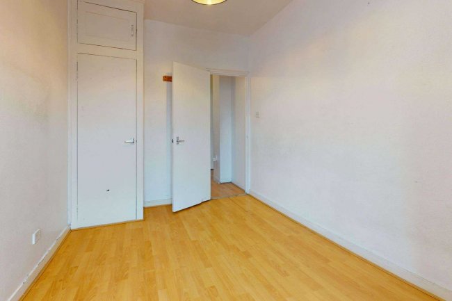 Flat 20, Camelot House, London, NW1 9AR 10