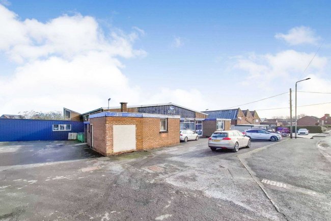 Land and buildings to the north east side of Eastfield Side, Sutton in Ashfield NG17 4JR 5