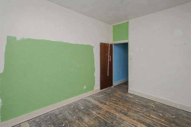 GFF & FFF, 110 Wallwood Road, London E11 1AL 6