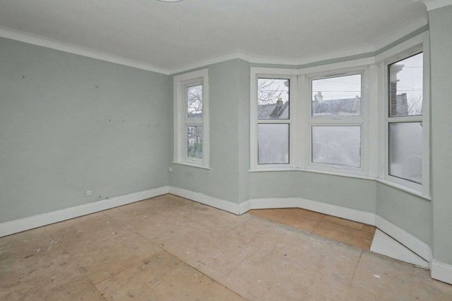 GFF & FFF, 110 Wallwood Road, London E11 1AL 6