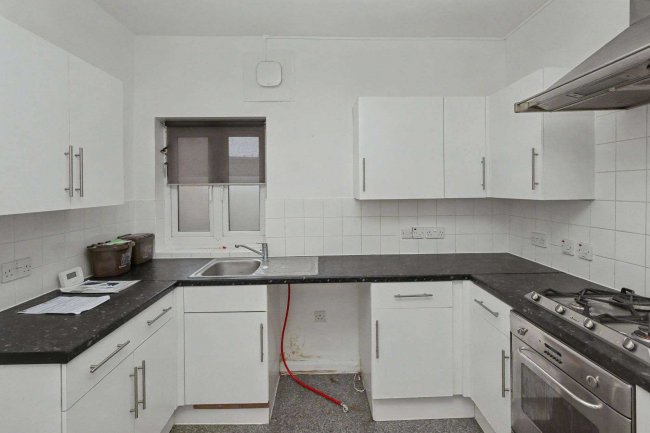 GFF & FFF, 110 Wallwood Road, London E11 1AL 6