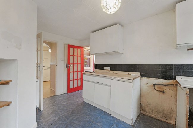 38 Victoria Road, Ascot, SL5 9DB 1