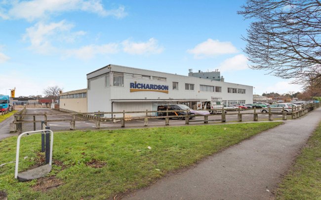 Plot J, Windsor Road Industrial Estate, Mile Road, Bedford, MK42 9TB 8