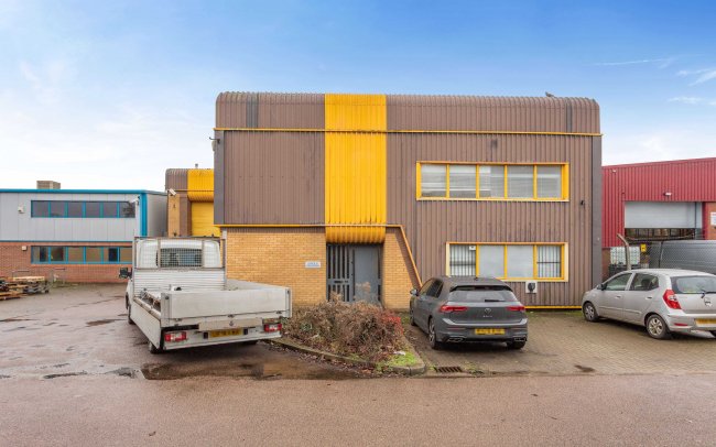 Unit 16 Brooklands, Brooklands Industrial Estate, Kempston, Bedford MK42 7UH 4