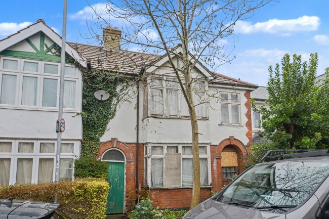 19 St Andrews Road, Cambridge, CB4 1DH 6