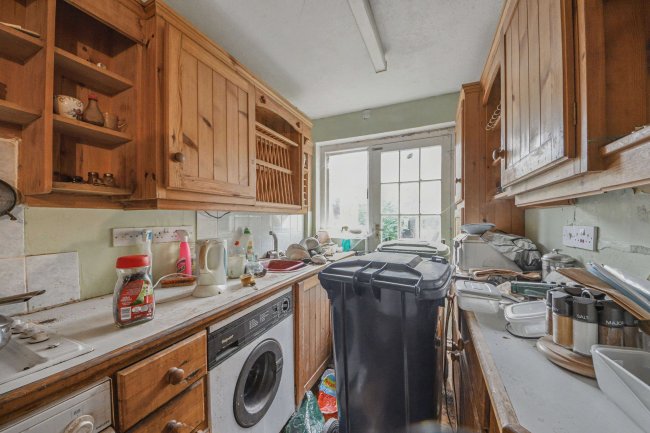 19 St Andrews Road, Cambridge, CB4 1DH 6