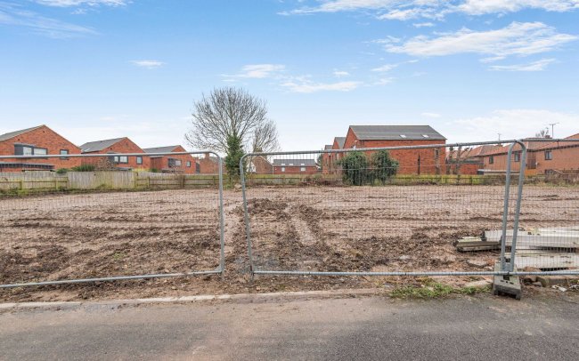 Land at Tyson Close, Barton-Upon-Humber, North Lincolnshire DN18 5TQ 9