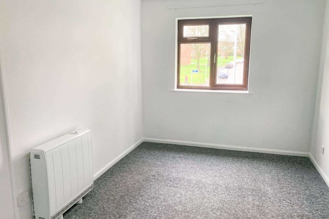 Flat 278 Lyde Road, Yeovil, BA21 5PN 10