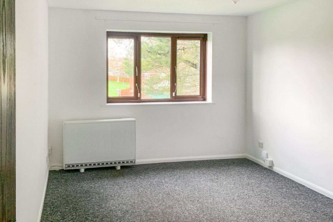 Flat 278 Lyde Road, Yeovil, BA21 5PN 10