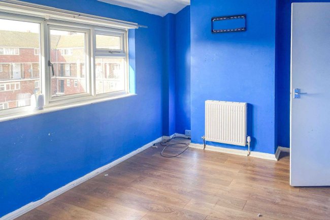 Flat 14 Wellington Flats, Salthouse Lane, Yeovil, BA20 1TX 9