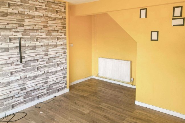 Flat 14 Wellington Flats, Salthouse Lane, Yeovil, BA20 1TX 9