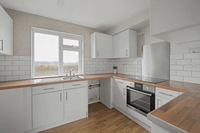 5 Magpie Cottages, Idsworth, Waterlooville, PO8 0AS 5