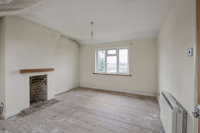 5 Magpie Cottages, Idsworth, Waterlooville, PO8 0AS 5