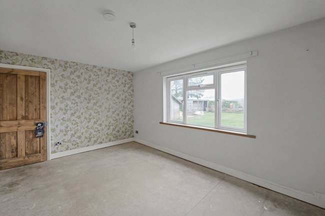 5 Magpie Cottages, Idsworth, Waterlooville, PO8 0AS 5