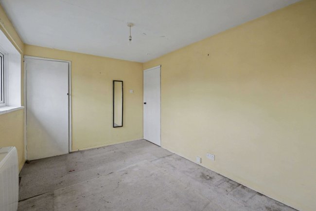 75 Sutton Field, Whitehill, Bordon, GU35 9BS 3