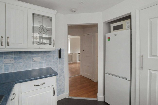 45 Kelmscott Gardens, Shepherds Bush, London W12 9DB 8