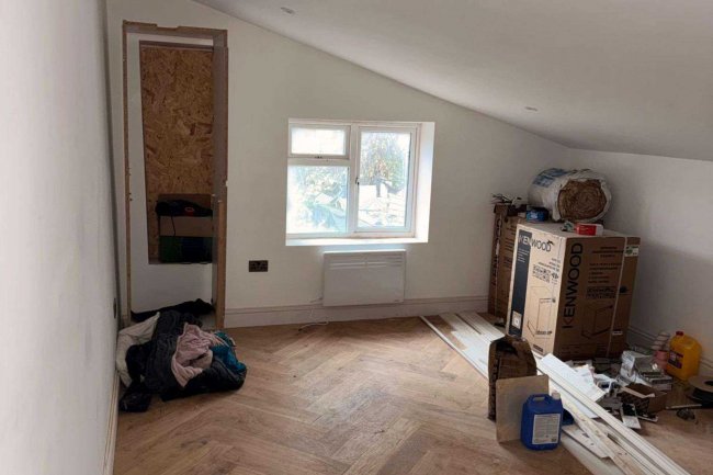 19 Portland Road, London SE25 4UF 7