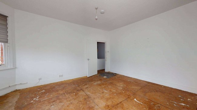 Flat A, 75 Vernham Road, Plumstead, London, SE18 3EY 8