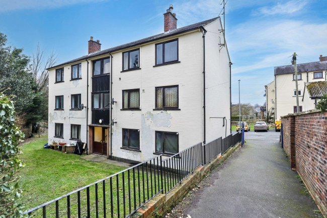 Flat 14 Well Meadow, Brampton, Carlisle, CA8 1UW 8