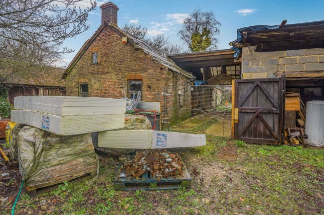 Little Heath Farm, Little Heath Lane, Potten End, Berkhamsted, HP4 2RY 2