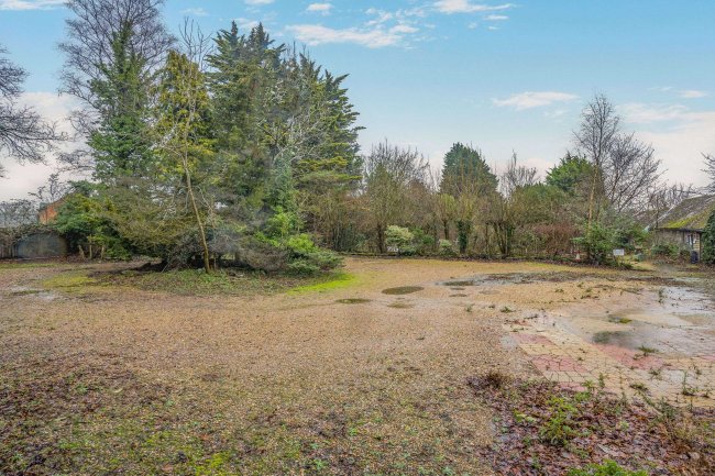 Little Heath Farm, Little Heath Lane, Potten End, Berkhamsted, HP4 2RY 2