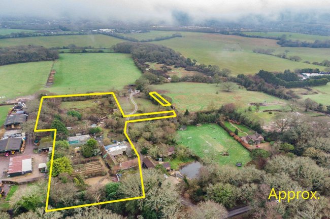 Little Heath Farm, Little Heath Lane, Potten End, Berkhamsted, HP4 2RY 2