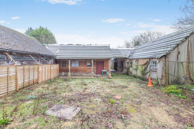 Little Heath Farm, Little Heath Lane, Potten End, Berkhamsted, HP4 2RY 2