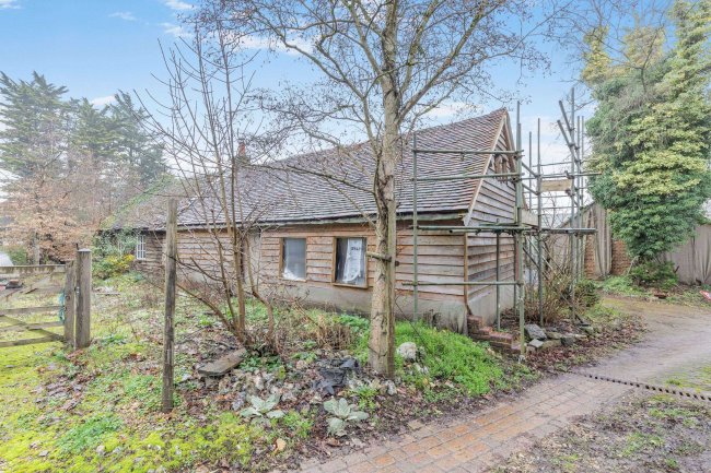 Little Heath Farm, Little Heath Lane, Potten End, Berkhamsted, HP4 2RY 2