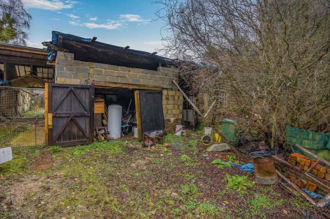 Little Heath Farm, Little Heath Lane, Potten End, Berkhamsted, HP4 2RY 2