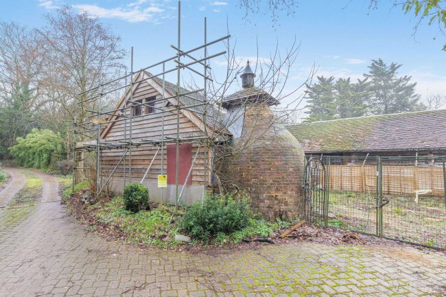 Little Heath Farm, Little Heath Lane, Potten End, Berkhamsted, HP4 2RY 2