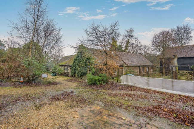 Little Heath Farm, Little Heath Lane, Potten End, Berkhamsted, HP4 2RY 2