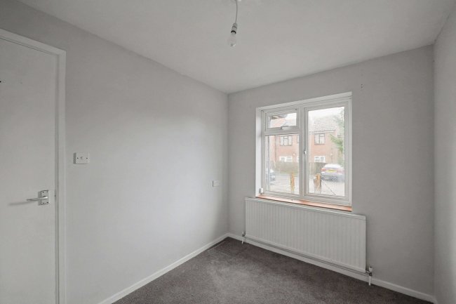 14 Saxon Close, Clanfield, Waterlooville, PO8 0JT 8