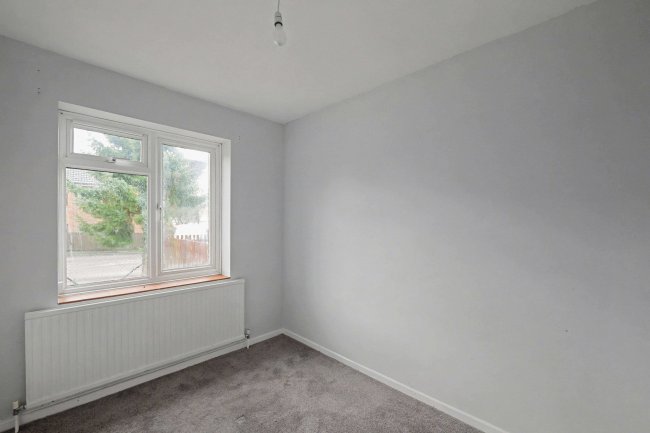 14 Saxon Close, Clanfield, Waterlooville, PO8 0JT 8