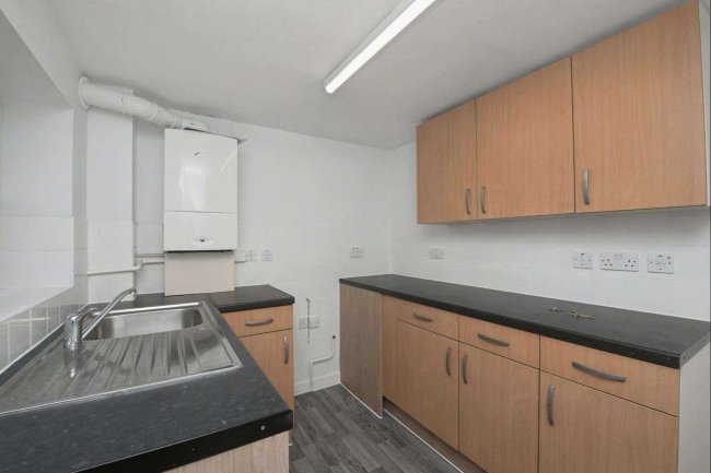 Flat A, 46 Chesterton Road, Notting Hill, London W10 6ER 4