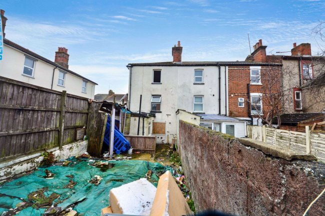 12 Maria Street, Harwich, Essex, CO12 3HT 10