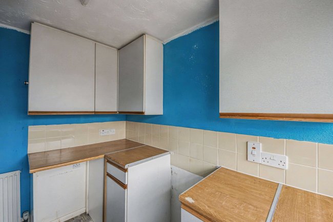 2 The Firs, Chippenham, Wiltshire, SN14 0PG 9