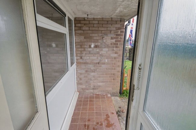 2 The Firs, Chippenham, Wiltshire, SN14 0PG 9