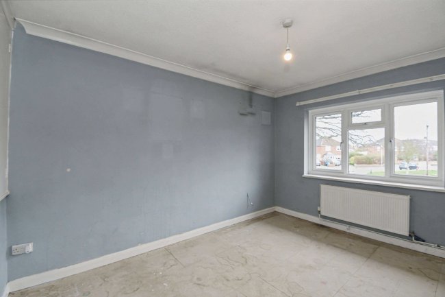 Flat 6a Westmead, Windsor, SL4 3NL 9