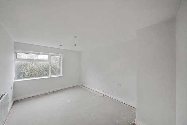 Flat 1 Jutland House, Dedworth Road, Windsor SL4 5BE 4