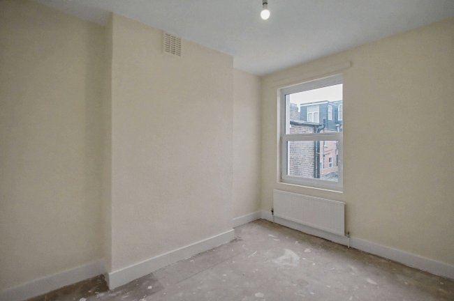 Flat B, 95 Victor Road, Kensal Green, London, NW10 5XB 1