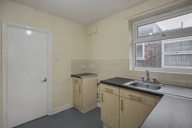 Flat B, 95 Victor Road, Kensal Green, London, NW10 5XB 1