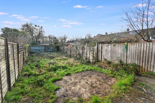 31 Garth Square, Bracknell, RG42 2HA 10