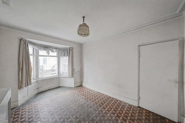 42 Northfield Road, Ealing, London, W13 9SY 3