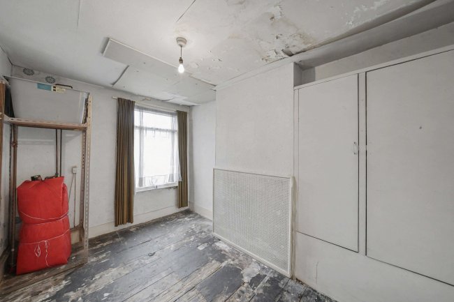 42 Northfield Road, Ealing, London, W13 9SY 3