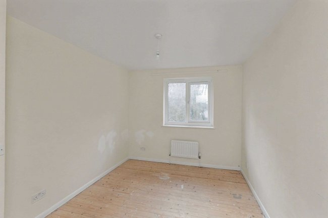 16 Falcon Close, Oxford, Oxfordshire, OX4 6EY 1