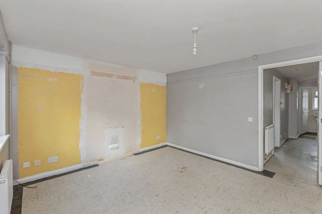 16 Falcon Close, Oxford, Oxfordshire, OX4 6EY 1