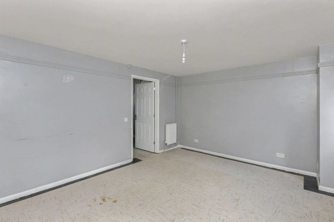 16 Falcon Close, Oxford, Oxfordshire, OX4 6EY 1