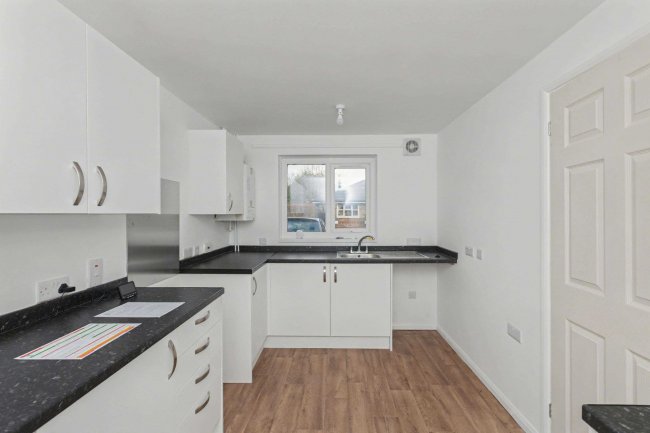 16 Falcon Close, Oxford, Oxfordshire, OX4 6EY 1